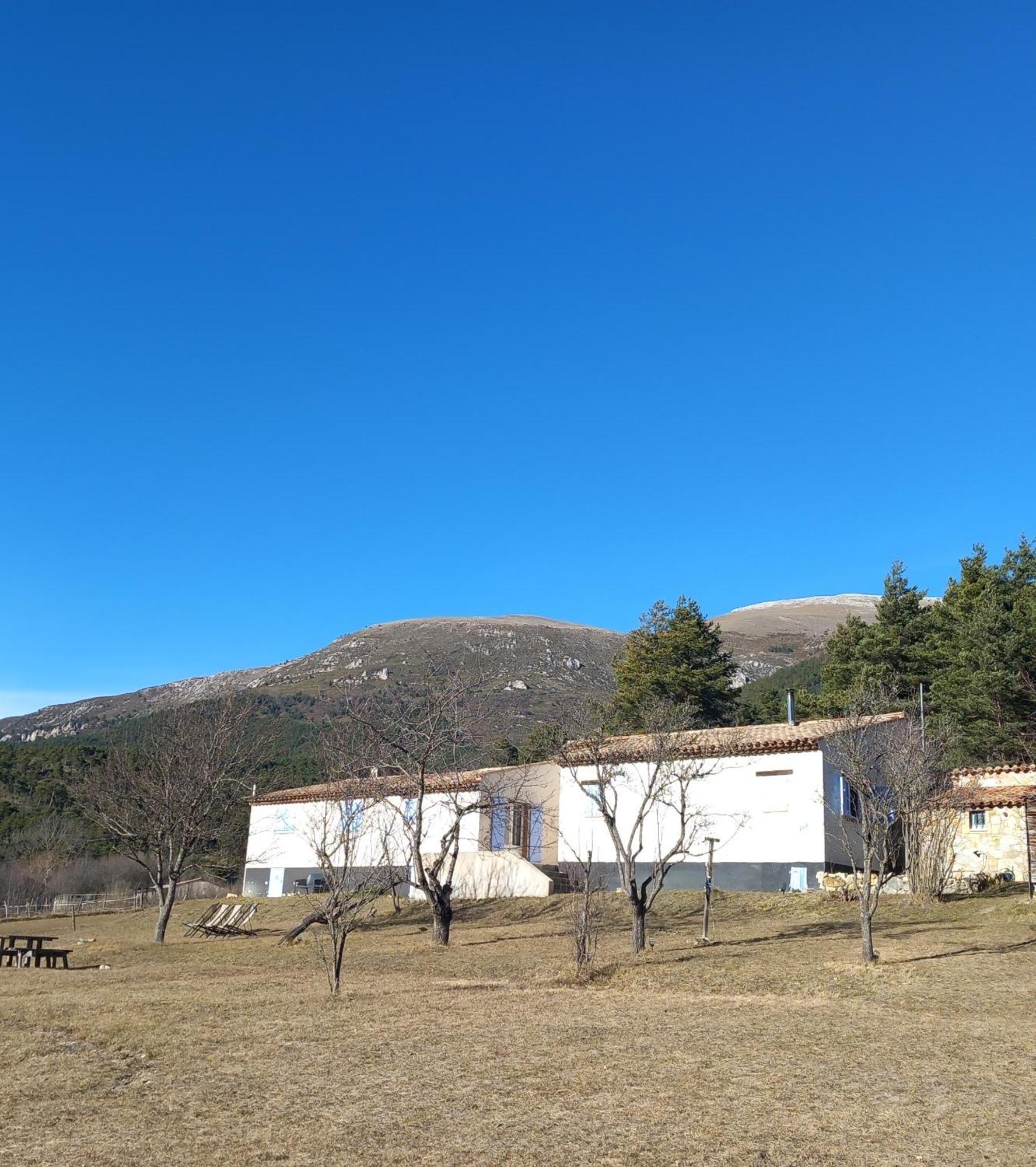 Gite La Mountagna Peyroules Екстер'єр фото